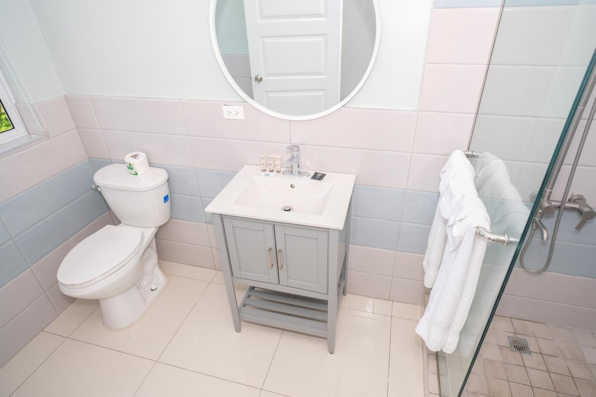 מנדוויל Golfview Hotel מראה חיצוני תמונה